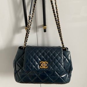 Chanel 15s Accordion Navy Blue Crinkled Calfskin … - image 1